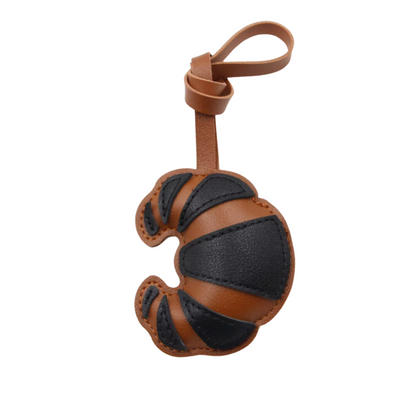 Croissant LuxeCharm™